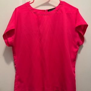 Banana republic bright pink top. Size medium.